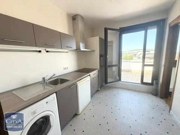 Appartement à louer 4 pièces 94m² Clermont-Ferrand (63000)
