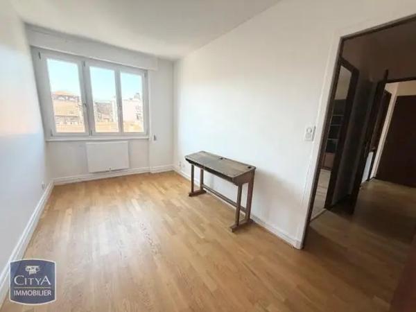 Appartement à louer 4 pièces 94m² Clermont-Ferrand (63000)