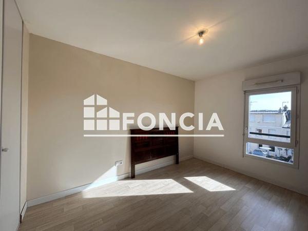 Location Appartement 3 pièces 78.52 m² - 68 RUE DE LA REPUBLIQUE Le Petit-quevilly 76140