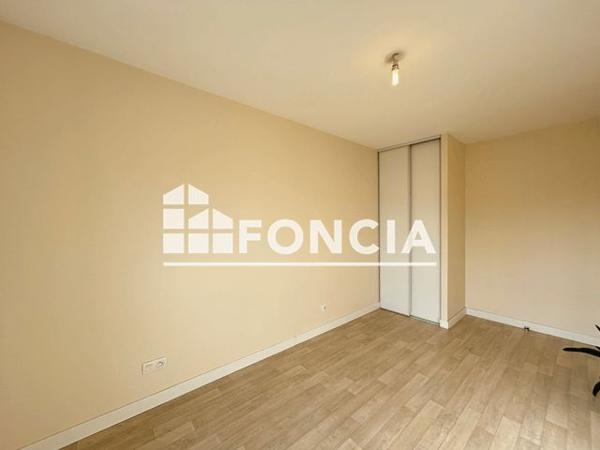 Location Appartement 3 pièces 78.52 m² - 68 RUE DE LA REPUBLIQUE Le Petit-quevilly 76140