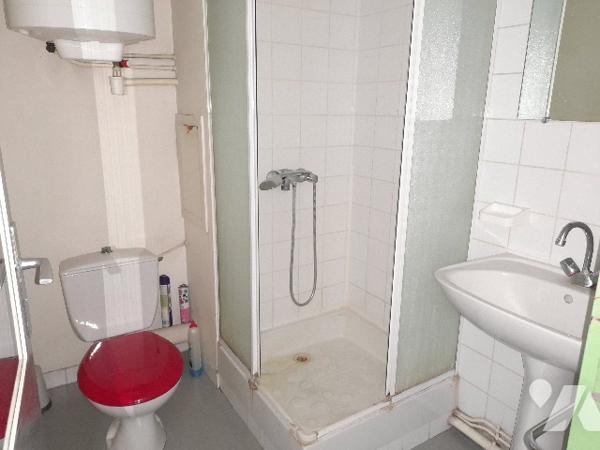 POITIERS, Boulevard Solferino, studio