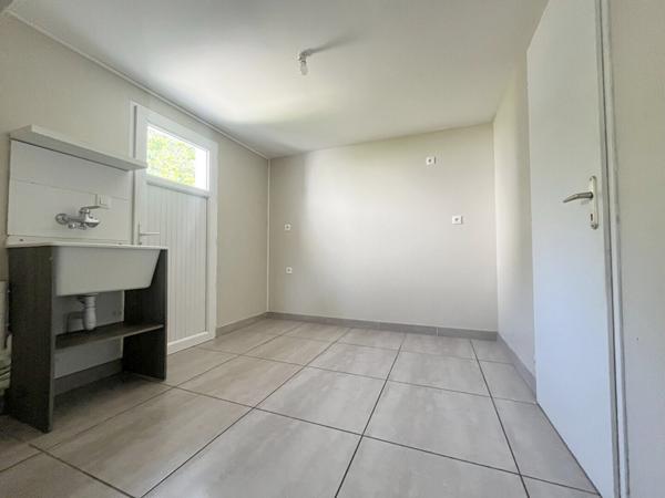 Maison à vendre à Ploeren 99 m² plain-pied 3 chambres bus commerces garage