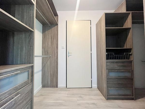 Maison à vendre à Ploeren 99 m² plain-pied 3 chambres bus commerces garage