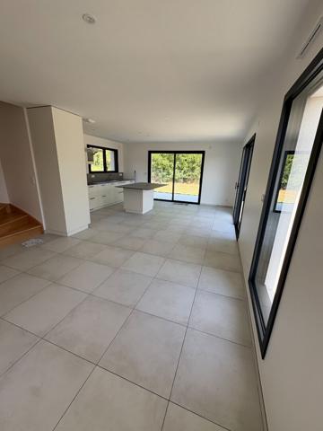 Maison neuve 2025 à louer - 107 m² - 3 chambres - Jardin - Garage
