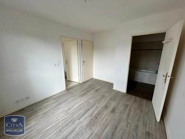 Appartement à vendre 2 pièces 43.9m² Corbeil-Essonnes (91100)
