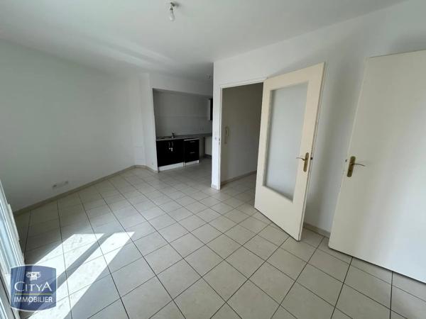 Appartement à vendre 2 pièces 43.9m² Corbeil-Essonnes (91100)