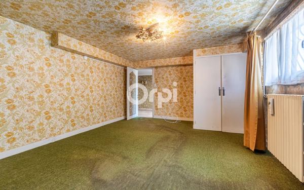 Maison à vendre    9 pièces • 227 m2 Limoges