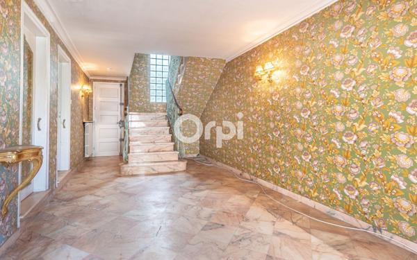 Maison à vendre    9 pièces • 227 m2 Limoges