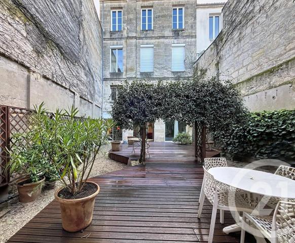 Appartement F5 à vendre  5 pièces - 154,58 m 2   LE BOUSCAT  - 33