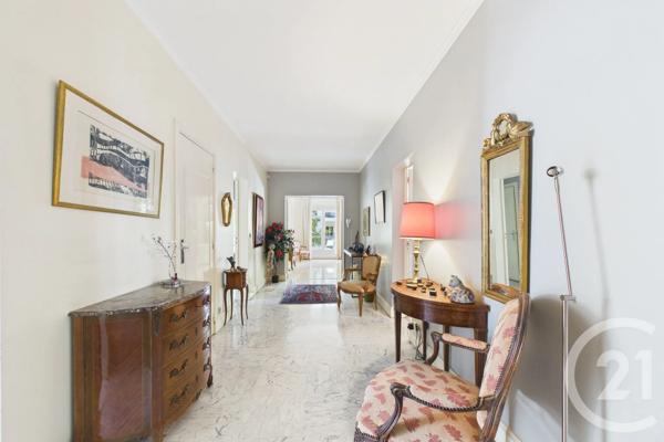 Appartement F5 à vendre  5 pièces - 154,58 m 2   LE BOUSCAT  - 33