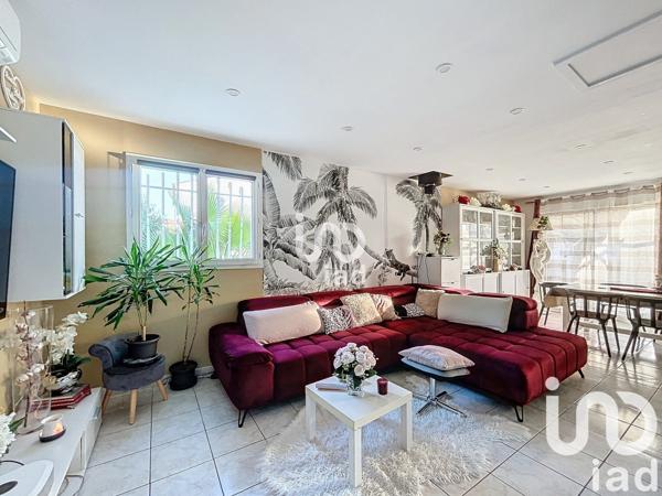 Maison 5 pièces de 104 m² à Claira (66530)