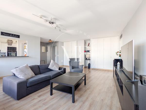 Appartement
         4 pièces
        - 87 m² Exclusivité 469 000 € *