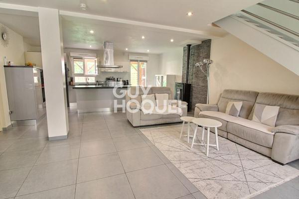 MAISON À VENDRE DE 6 PIÈCES DE 131,93 M²
