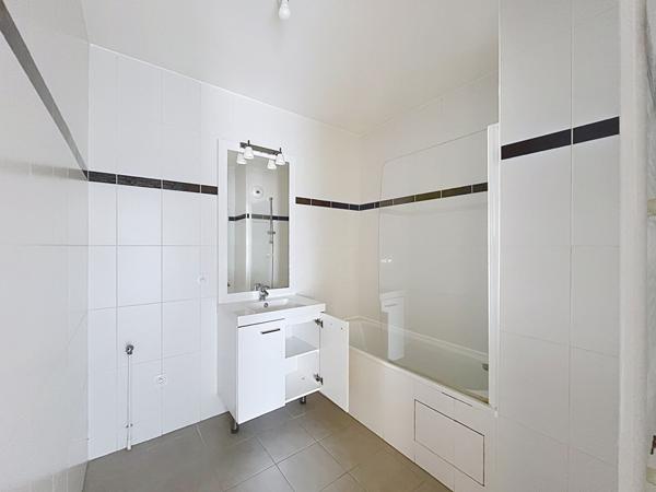 Massy ? Quartier Atlantis ? Dernier étage avec terrasse exceptionnelle