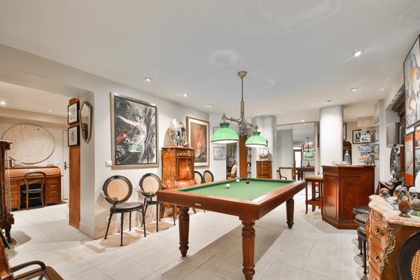 Appartement 5 pièces - 157 m² Bien prestige