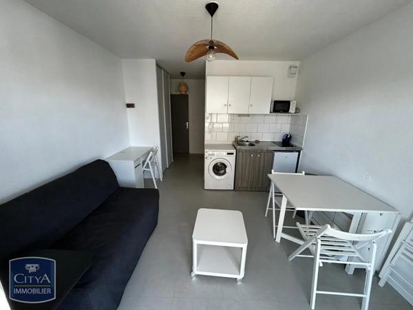 Appartement à louer 1 pièce 19.94m² Cholet (49300)