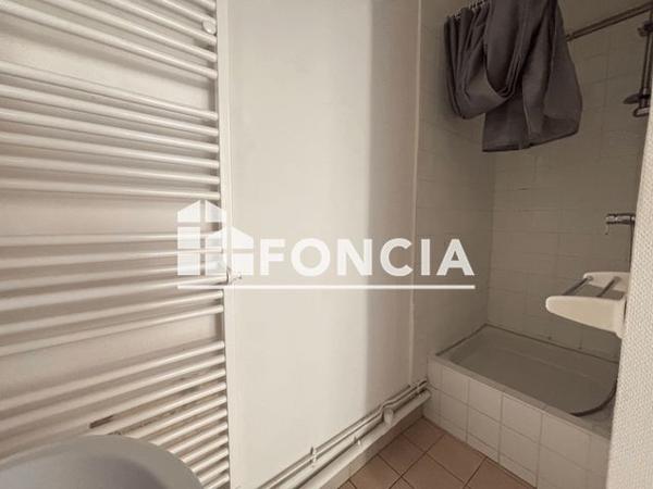 Location Studio 18.79 m² - 3 RUE DES AUGUSTINS Lyon 69001