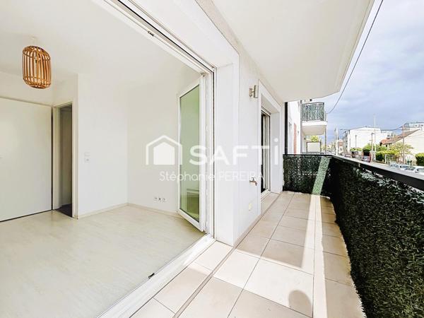 Appartement 2 pièces avec balcon et parking