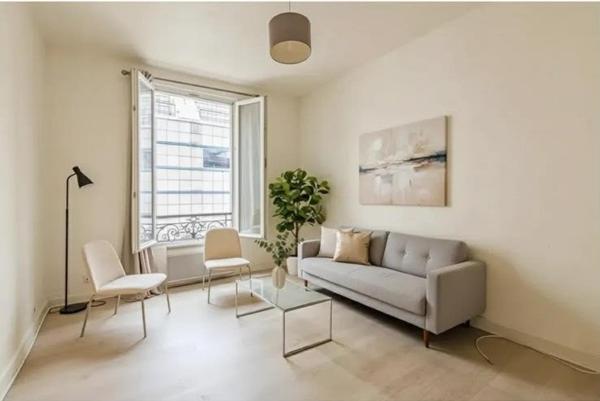 Appartement à MONTREUIL, 93100 - 1 pièce 22m²