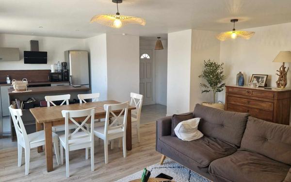 Maison à vendre    4 pièces •  Mèze