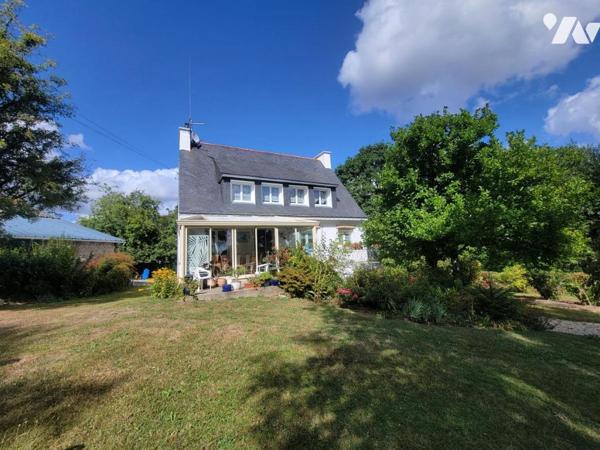 Maison d'habitation dans hameau en campagne
