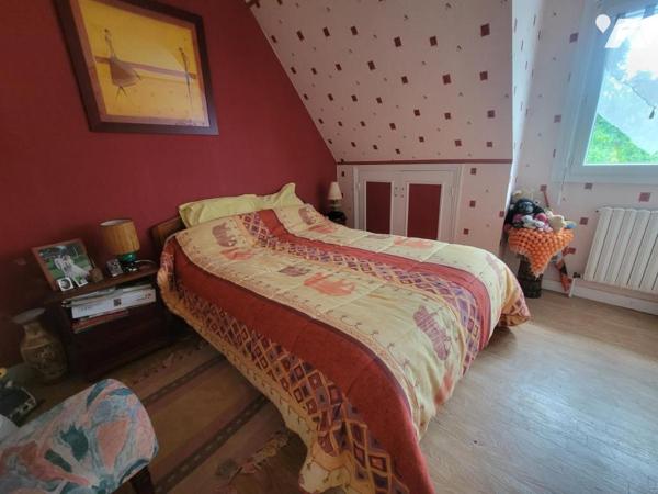 Maison d'habitation dans hameau en campagne