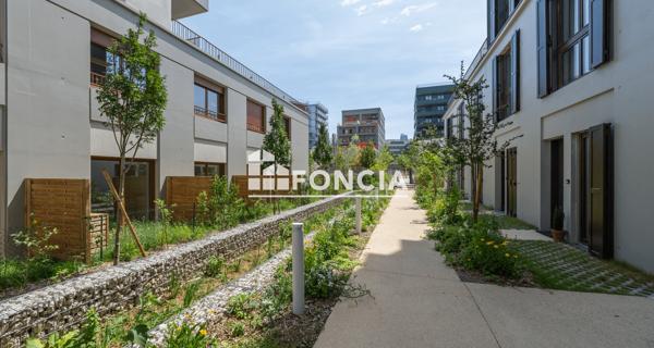À vendre Appartement 4 pièces 90 m² - Nanterre 92000