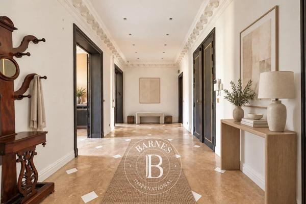 Paris 16ème, Appartement  335 m² à vendre