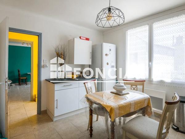 À vendre Maison 4 pièces 77 m² - Villefranche-de-panat 12430