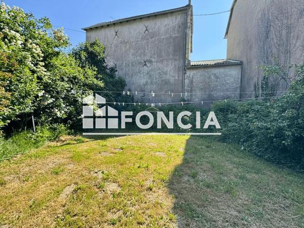 À vendre Maison 4 pièces 77 m² - Villefranche-de-panat 12430