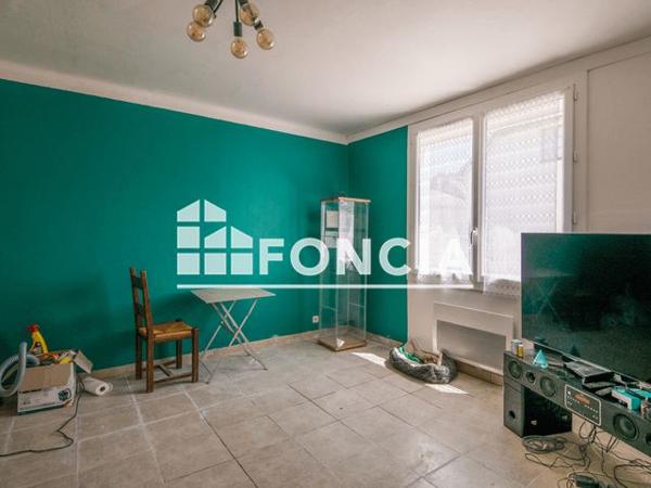 À vendre Maison 4 pièces 77 m² - Villefranche-de-panat 12430