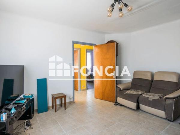 À vendre Maison 4 pièces 77 m² - Villefranche-de-panat 12430