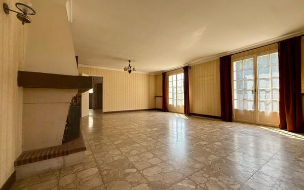 Maison à vendre    7 pièces • 183,87 m2 Saint-Pryvé-Saint-Mesmin