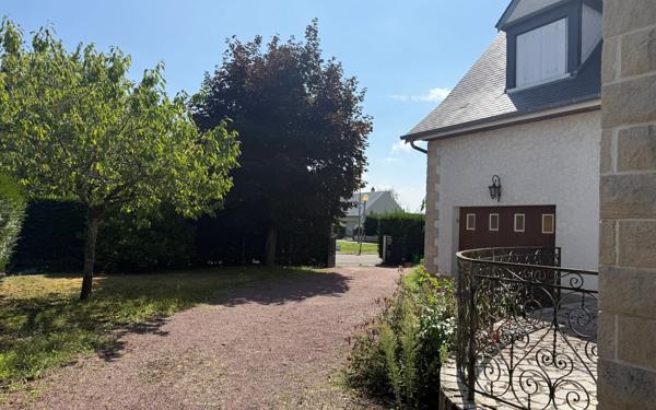 Maison à vendre    7 pièces • 183,87 m2 Saint-Pryvé-Saint-Mesmin