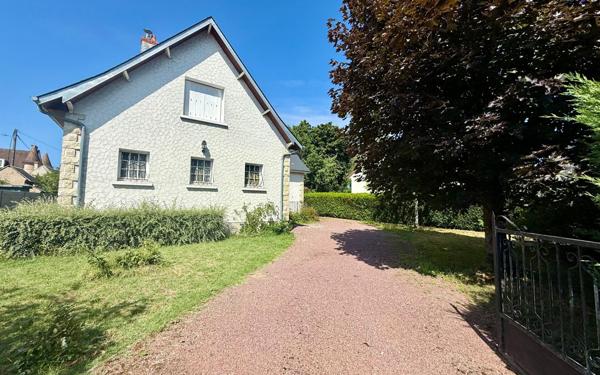 Maison à vendre    7 pièces • 183,87 m2 Saint-Pryvé-Saint-Mesmin