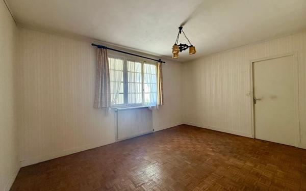 Maison à vendre    7 pièces • 183,87 m2 Saint-Pryvé-Saint-Mesmin