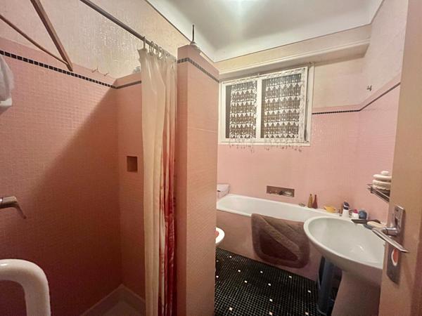 Maison PLAINE DE NAY 5 pièce(s) 120 m2 + 54 m2 combles - Terrain 2013 m2 + dépendance