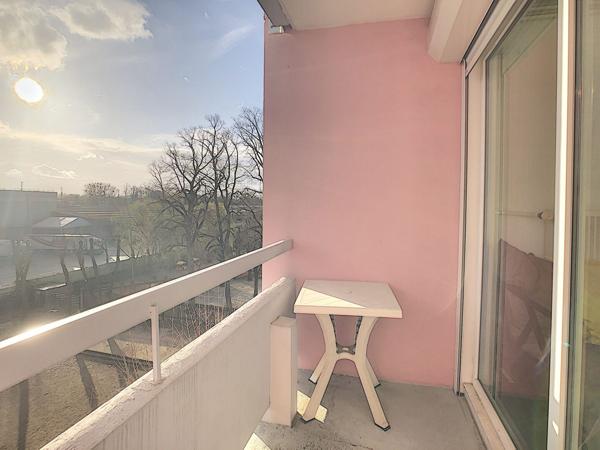 Nouvauté - Joli F1 avec balcon à louer rue de Saint Dié Strasbourg Nouvauté - Joli F1 avec balcon à louer rue de Saint Dié Strasbourg