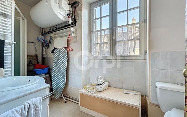 Appartement à vendre    2 pièces • 58,40 m2 Senlis