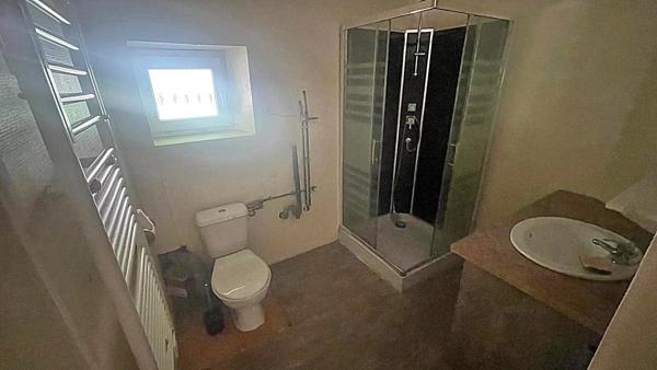 Vente                                                      Appartement
                        
                     3 pièces                      67 m2                     à Raon-l'Étape