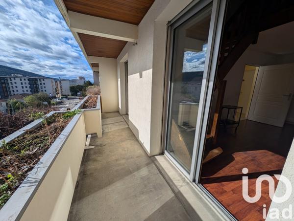 Duplex 4 pièces de 63 m² à Oyonnax (01100)