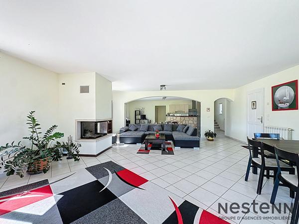 Villa Trets 6 pièce(s) 175 m2 sur 10000 m2 de terrain avec chambre en rdc