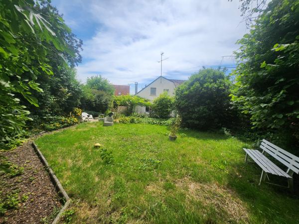 Crécy-la-Chapelle (77580) Charmante Maison Briarde à Vendre à Guérard