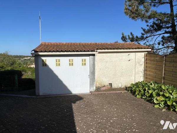 Maison d'habitation offrant environ 72 m² habitables sur un terrain de 640 m².