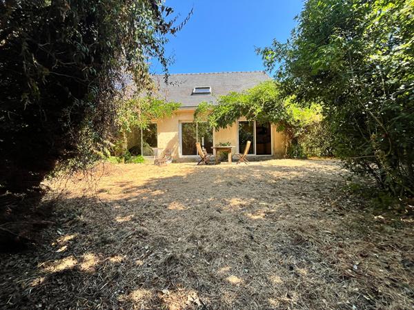 Maison 7 pièces, 5 chambres à vendre à Arradon, proche centre et mer