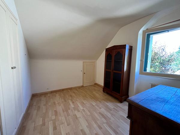 Maison 7 pièces, 5 chambres à vendre à Arradon, proche centre et mer