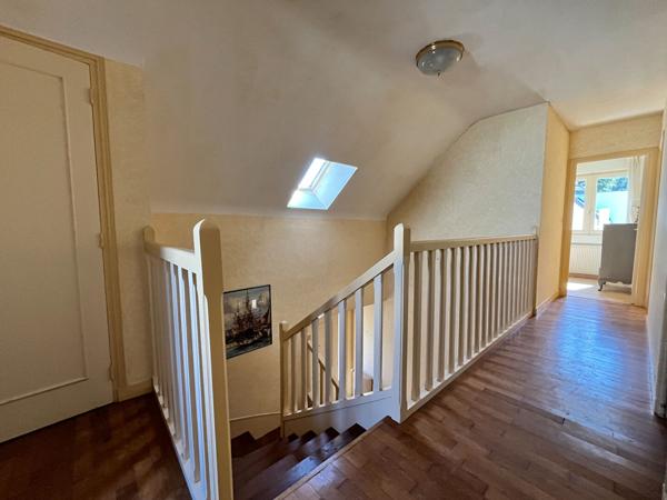 Maison 7 pièces, 5 chambres à vendre à Arradon, proche centre et mer