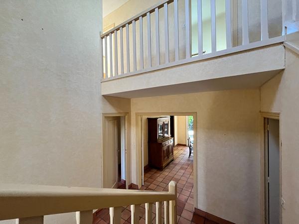 Maison 7 pièces, 5 chambres à vendre à Arradon, proche centre et mer