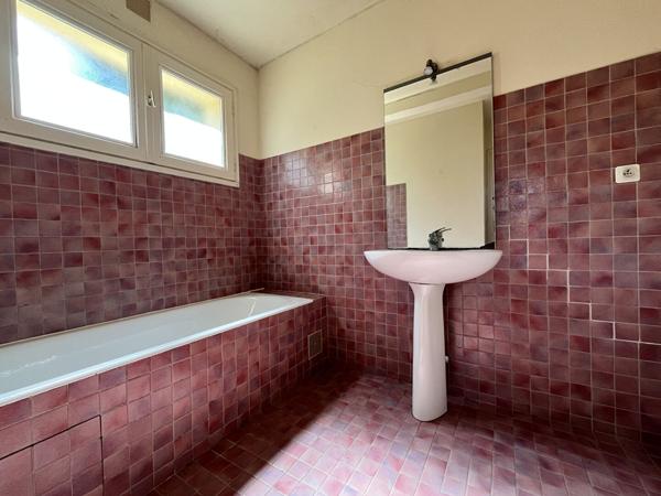 Maison 7 pièces, 5 chambres à vendre à Arradon, proche centre et mer