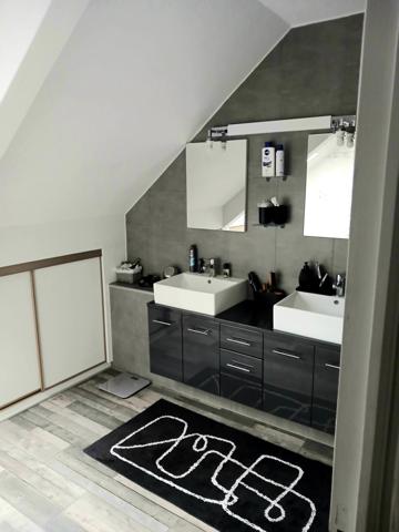 Maison à BONDY, 93140 - 7 pièces 184m²